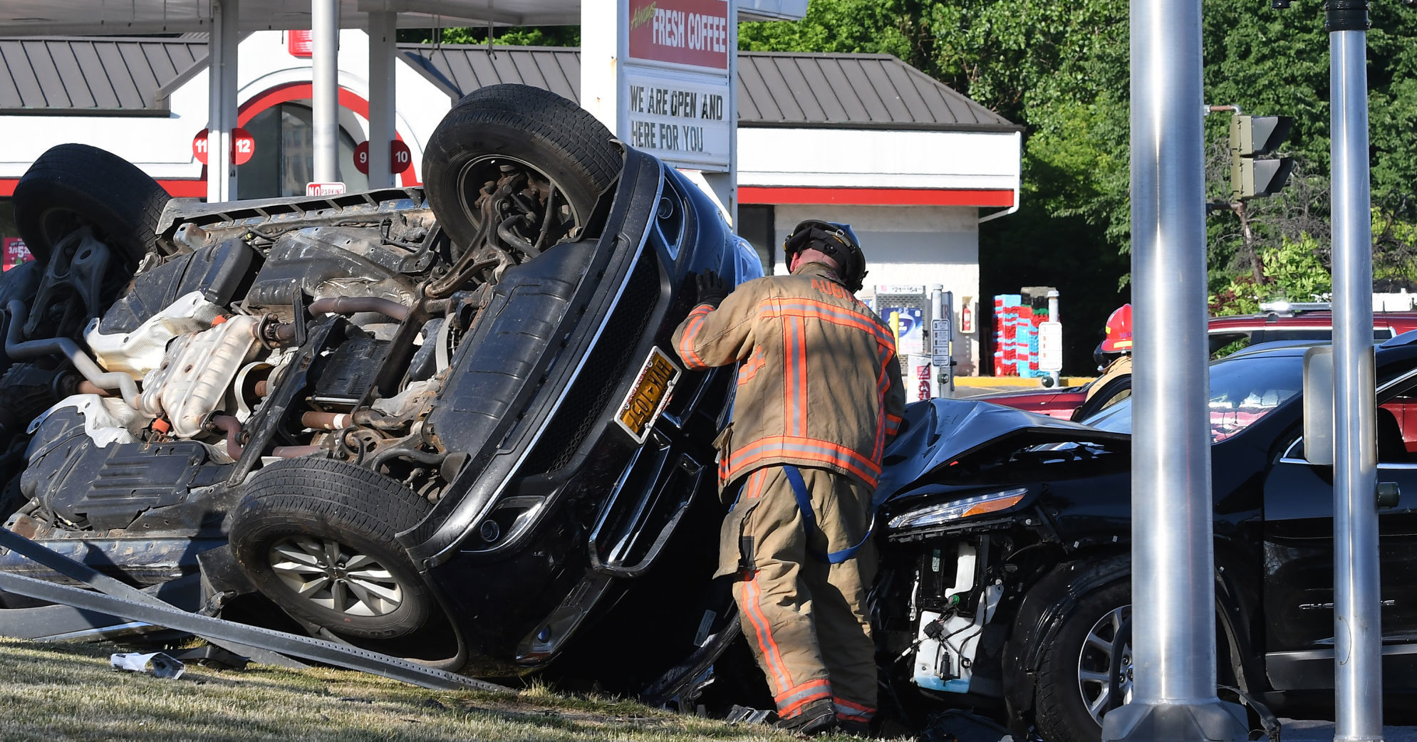 Three Car Crash 4.JPG